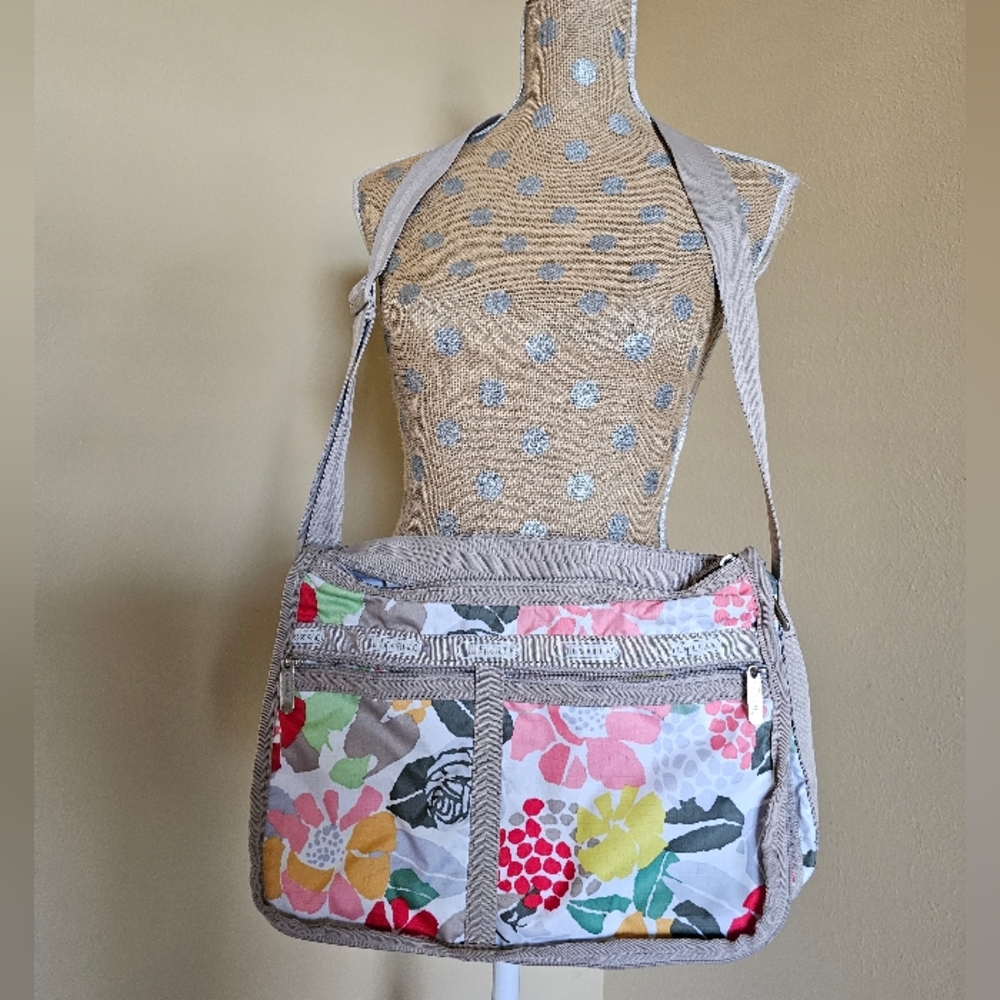 Le Sportsac Floral Hobo Crossbody With Matching Wallet
